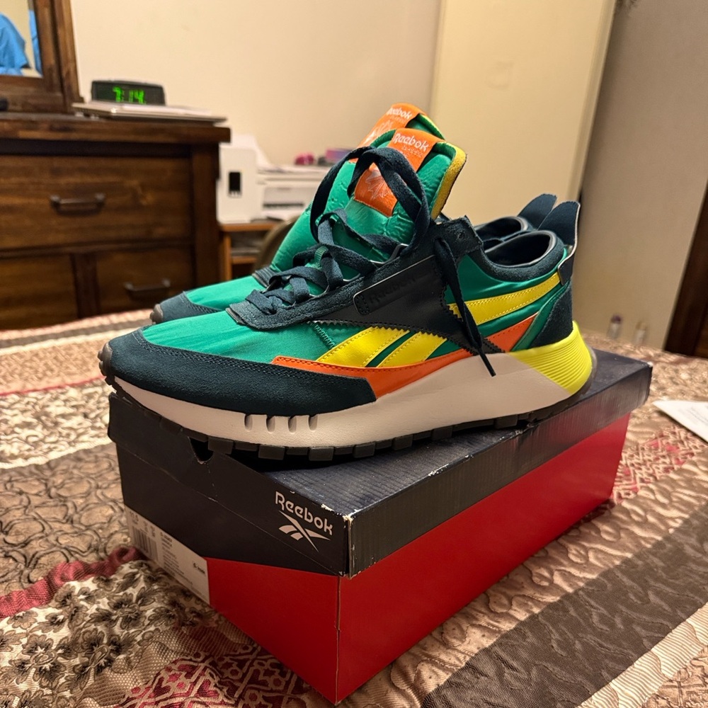 Reebok Vibrant Green and Orange Athletic Shoes